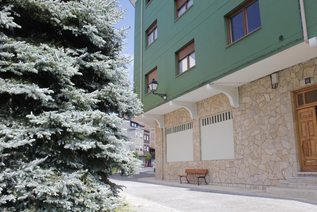Vega de Espinareda Apartamentos Picea Azul מראה חיצוני תמונה